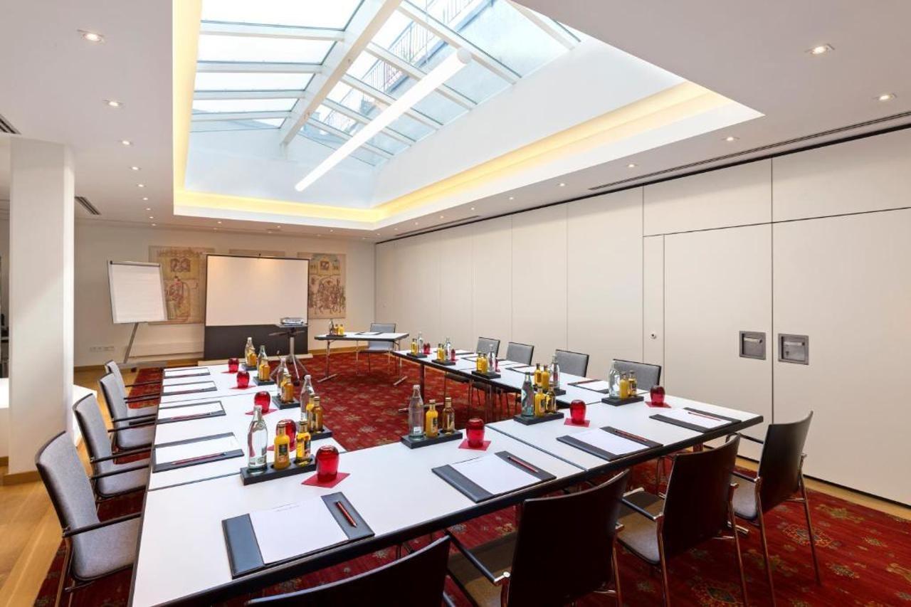 Halm Hotel 4*