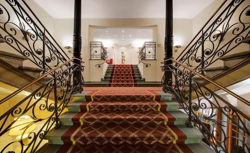 Halm Hotel 4*
