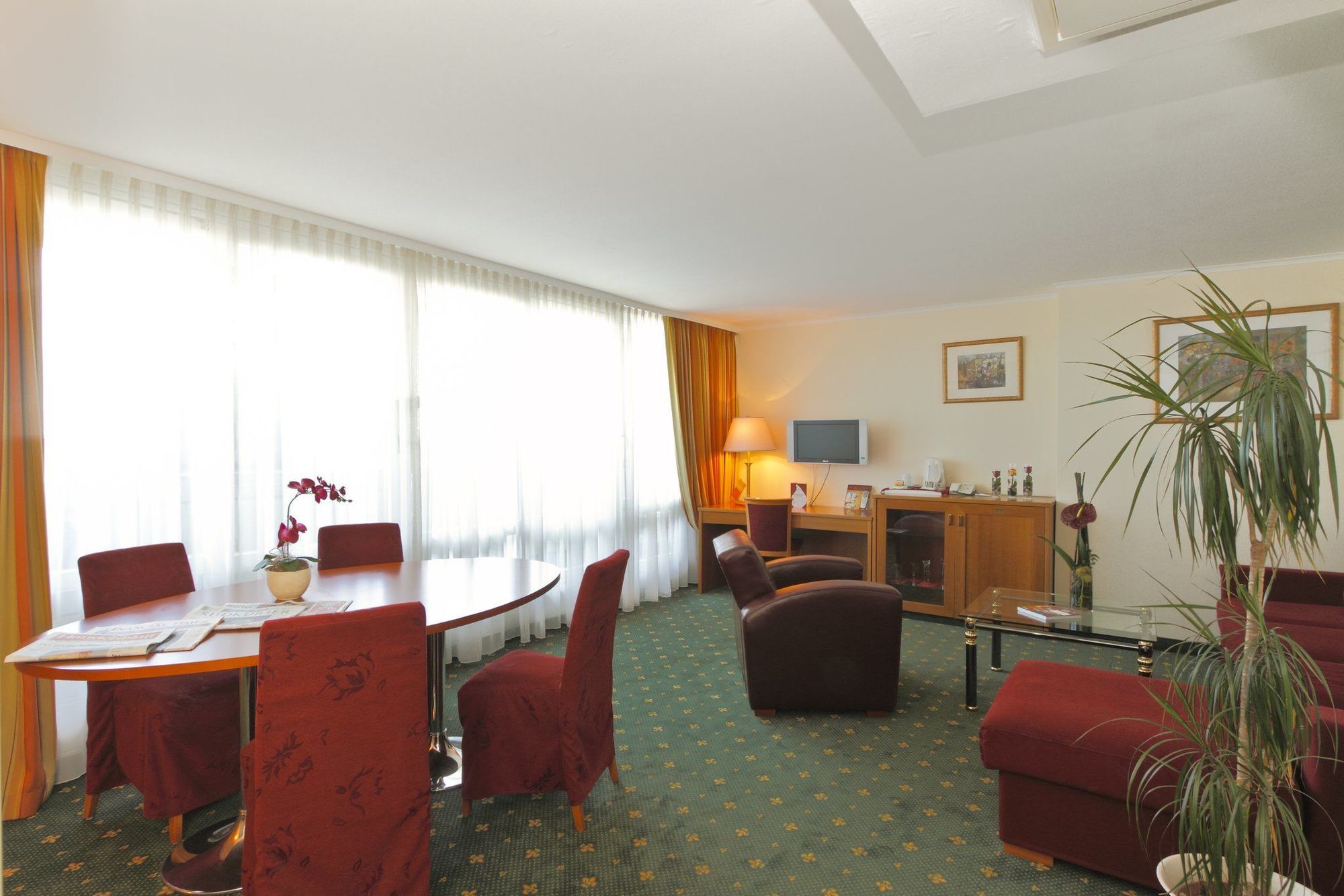 Hotel Halm 4*